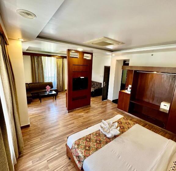 اتاق سوپریور, Sea Hawk Hill Resort A Luxury Boutique Resort, 20 Km From Nainital