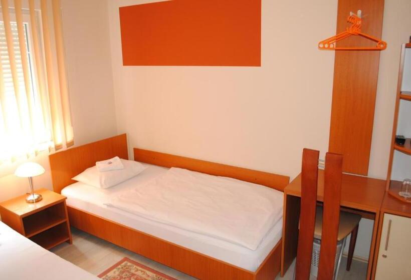 اتاق اکونومی یک تخته, Vila Delux