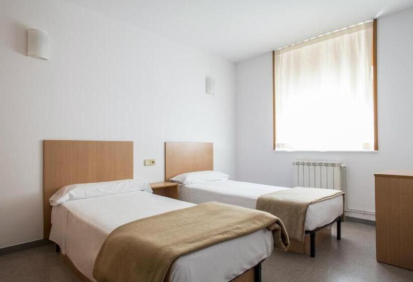 标准工作室, Residencia Universitaria Campus De Montilivi