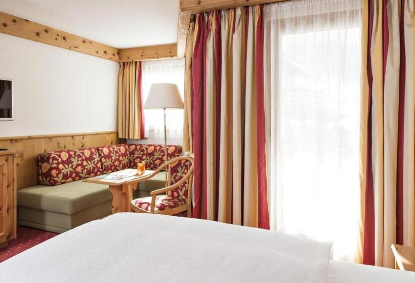Номер Стандарт с Балконом, Chalet Silvretta Hotel & Spa
