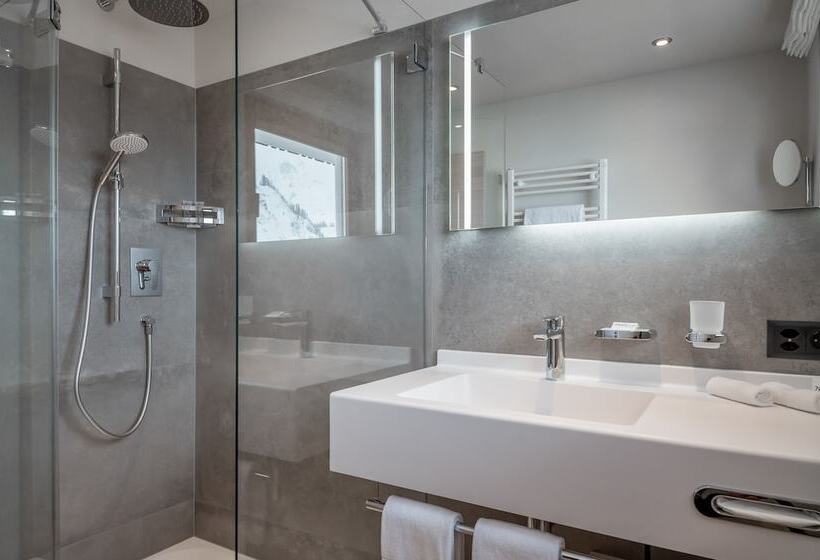 Люкс с Балконом, Chalet Silvretta Hotel & Spa