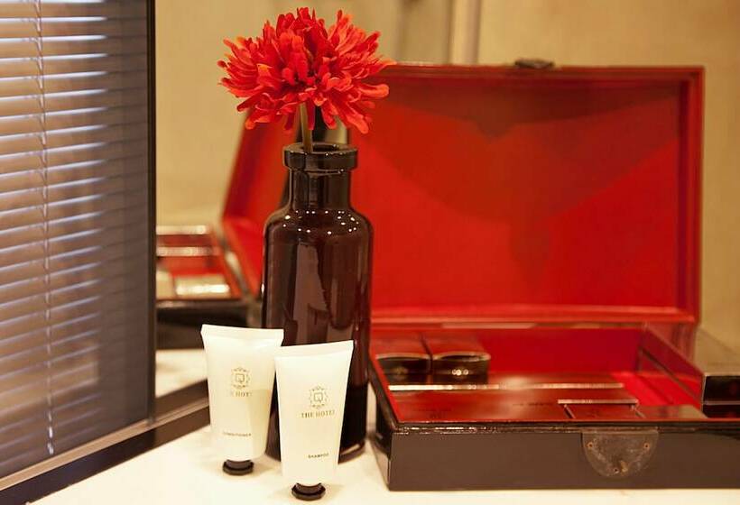 سوییت جونیور, Quentin Boutique Hotel