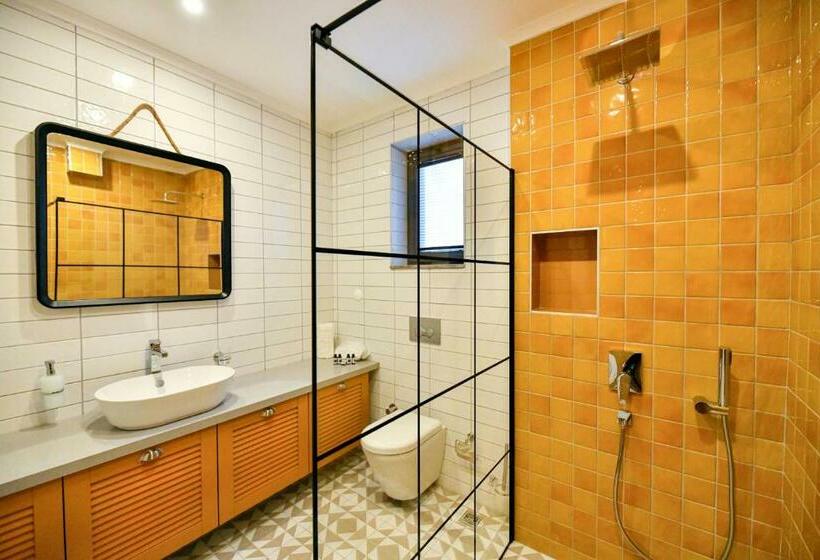Номер Стандарт Вид на Сад, Bliss Loft