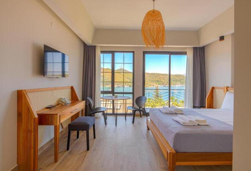 Семейный Номер Вид на Море, Bliss Loft