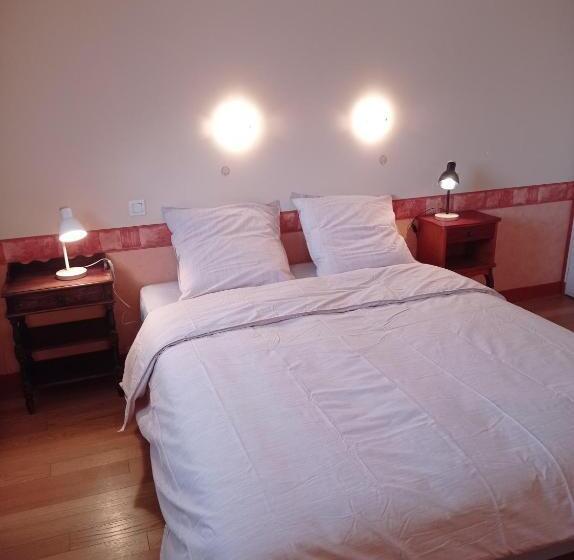 Номер Стандарт, Chambres D Hôtes La Roche