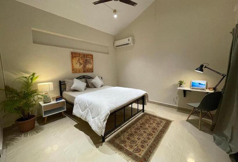 带阳台的豪华间, Nomadgao Vila Nova   Comfort, Great Views, Fast Wifi & Interesting People