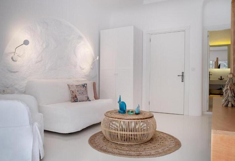 Deluxe Trippelrum, Yasos Suites