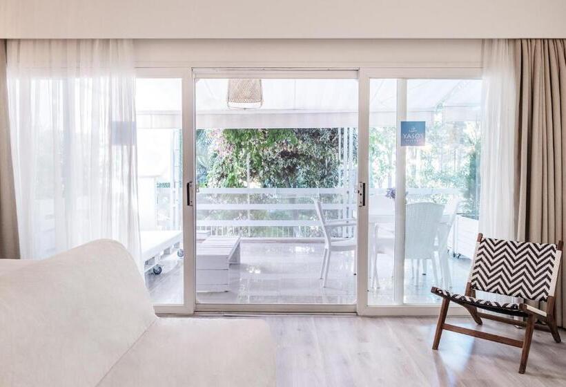 Номер Стандарт с Террасой, Yasos Suites
