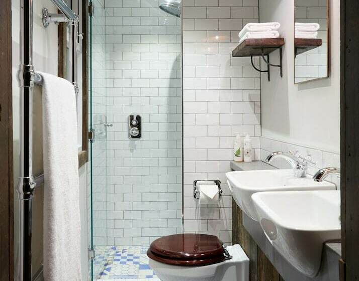 Suite, Artist Residence Brighton