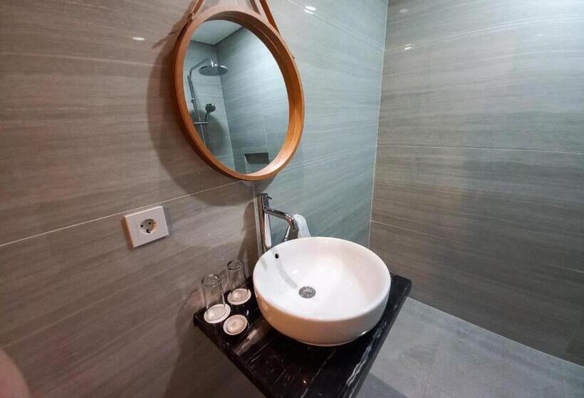 Номер Deluxe Вид на Бассейн, Abisha Hotel Sanur