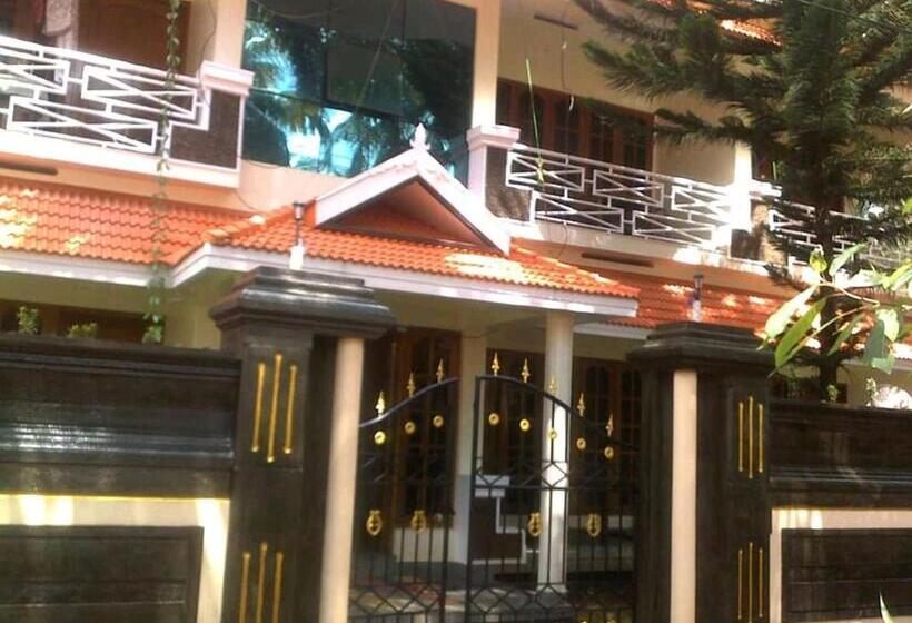 اتاق استاندارد با بالکن, Oceanic Beach Residency