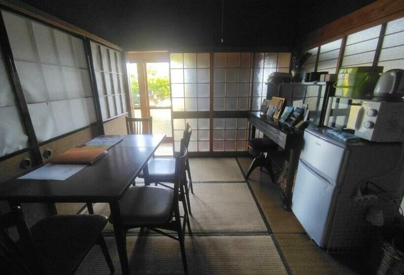 Дом 1 Спальня, One Person Random Room Local House Stay  Vacation Stay 40532v