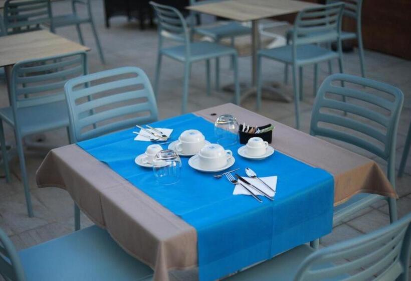 スーペリアールーム, Solmaris Tropea Rooms & Suites