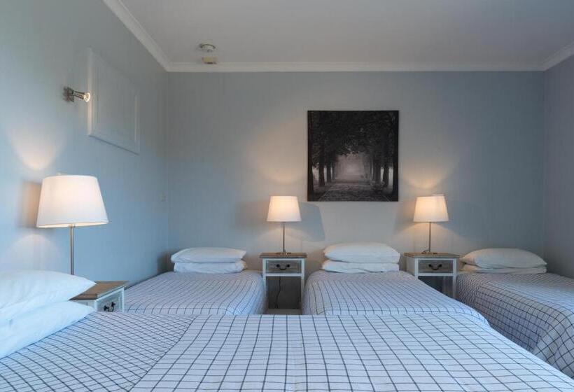Семейный Номер, Blue Mountains Highway Motel