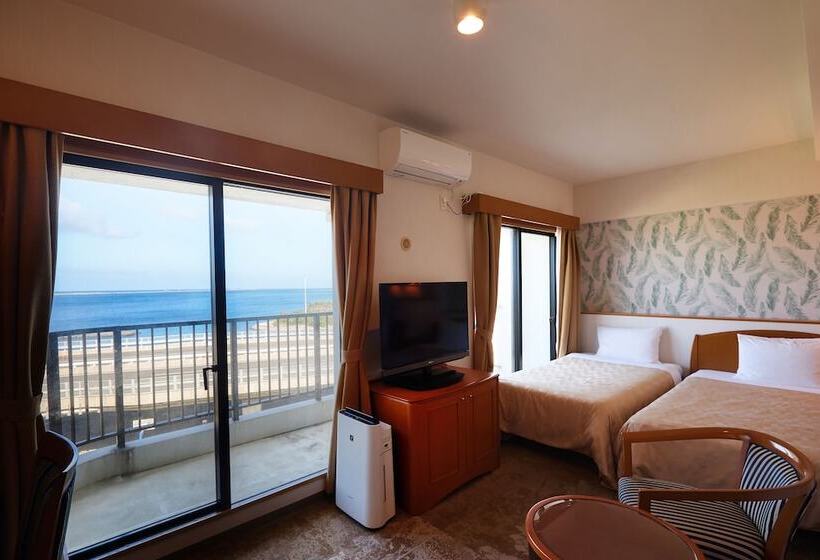 Triple Room Sea View, Naha Beach Side