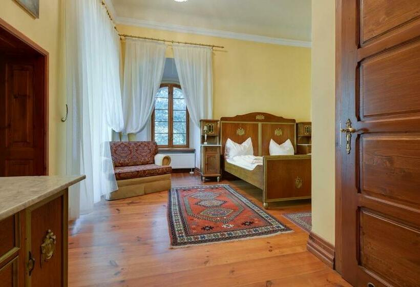 Апартаменты 1 Спальня, Palace Popowo Stare