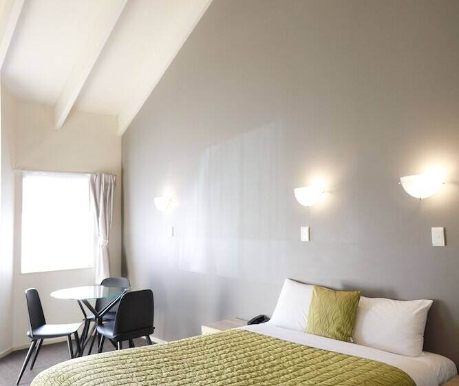 Quarto Estandar, Airport Manor Inn