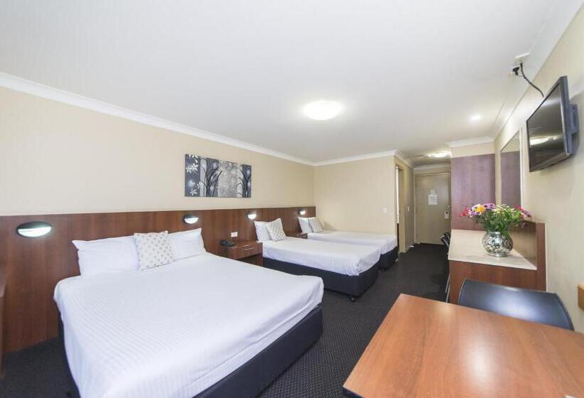패밀리 룸, Rocky Resort Motor Inn