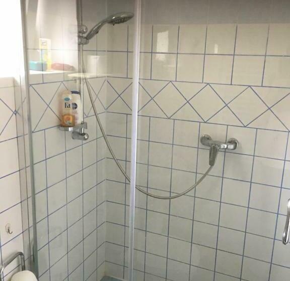 Семейный Номер, Dombi Porta