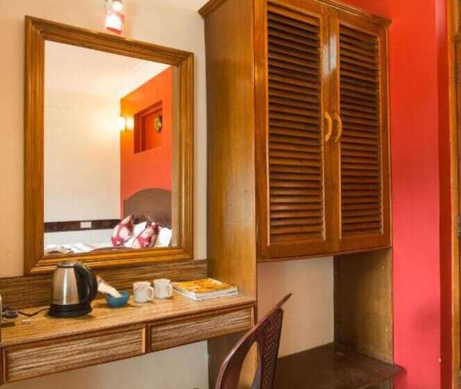 Номер Стандарт, Swim Sea Beach Resort, Panjim