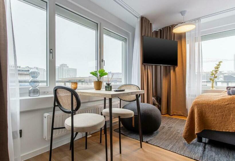 Люкс, Limehome Essen Kettwiger Straße