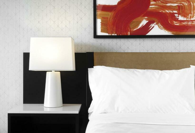 اتاق استاندارد با تخت بزرگ, Holiday Inn   Chicago Dwtn   The Mart, An Ihg
