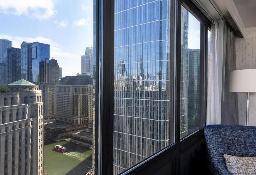 اتاق استاندارد با تخت دو نفره بزرگ, Holiday Inn   Chicago Dwtn   The Mart, An Ihg
