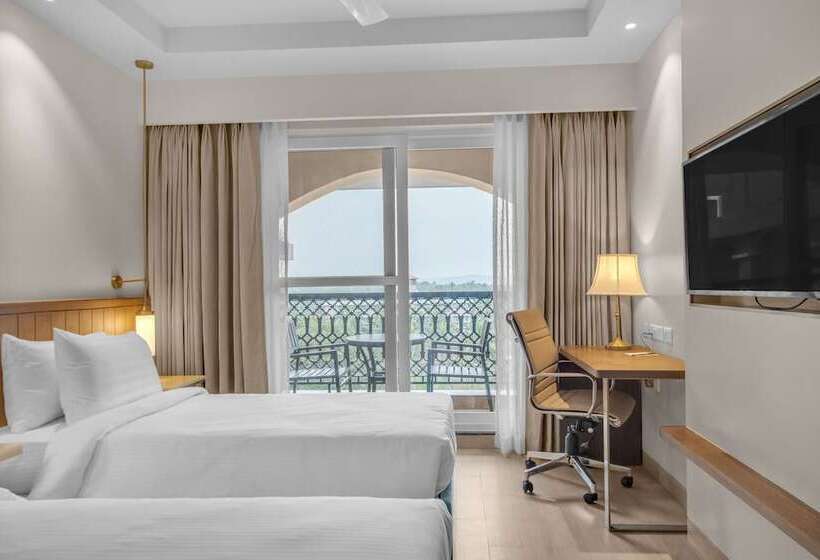 Номер Deluxe Вид на Город, Fairfield By Marriott Goa Calangute
