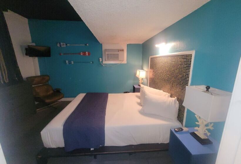 Президентский Люкс, Desert Hills Motel