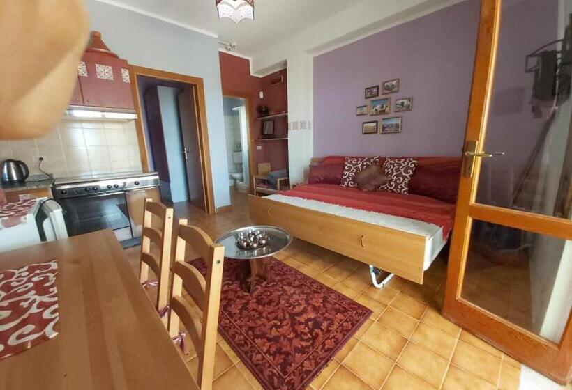 آپارتمان 1 خوابه همکف, Eco Hostel Vela Vega