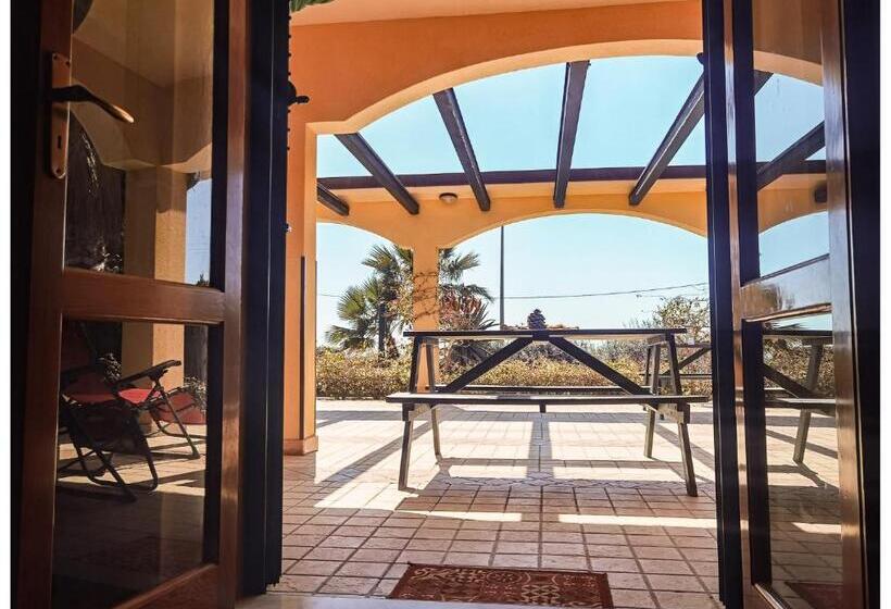 آپارتمان 1 خوابه همکف, Eco Hostel Vela Vega