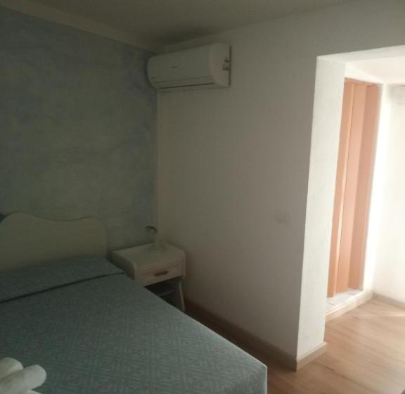 اتاق استاندارد با تخت بزرگ, Villa Valentina Park