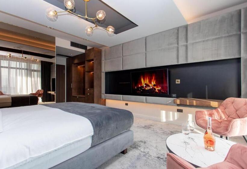 Номер Deluxe с Балконом, Vila Avy