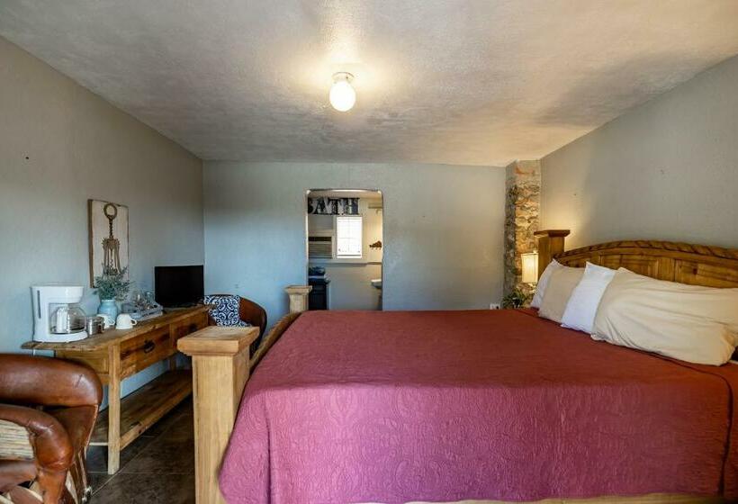 Стандартный Номер Кровать Кинг, The Historic Leakey Inn