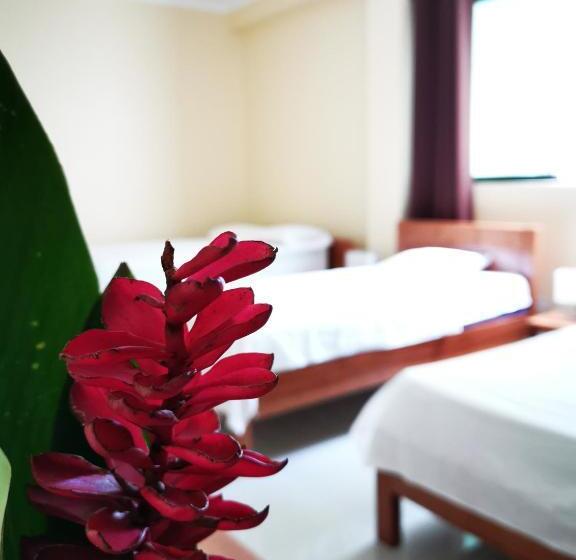 디럭스 패밀리 룸, Hostal Cordillera Azul
