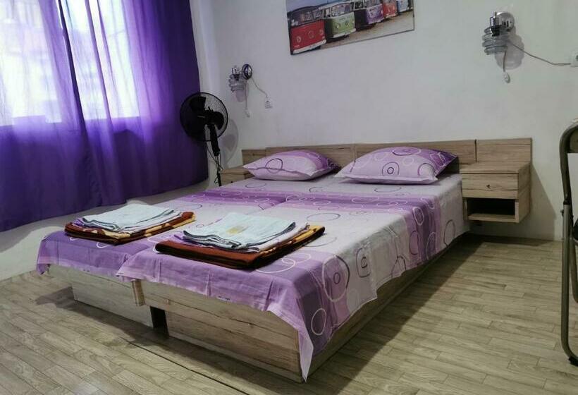 Студио Стандарт с Террасой, Guesthouse Slavkova