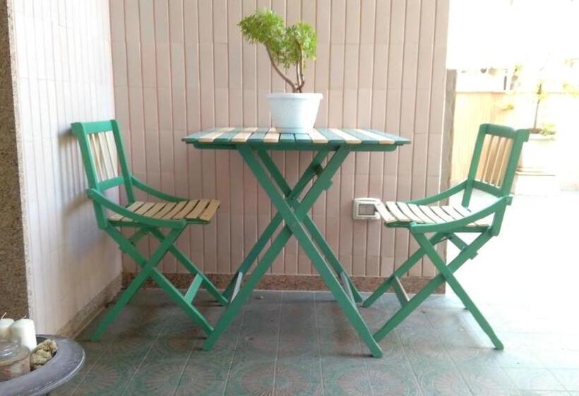 اتاق استاندارد با بالکن, Agorà B&b