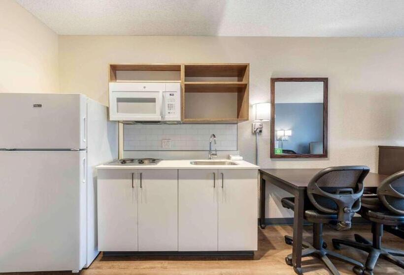 Студия Стандарт, Extended Stay America Premier Suites   Miami   Airport   Doral   87th Avenue South