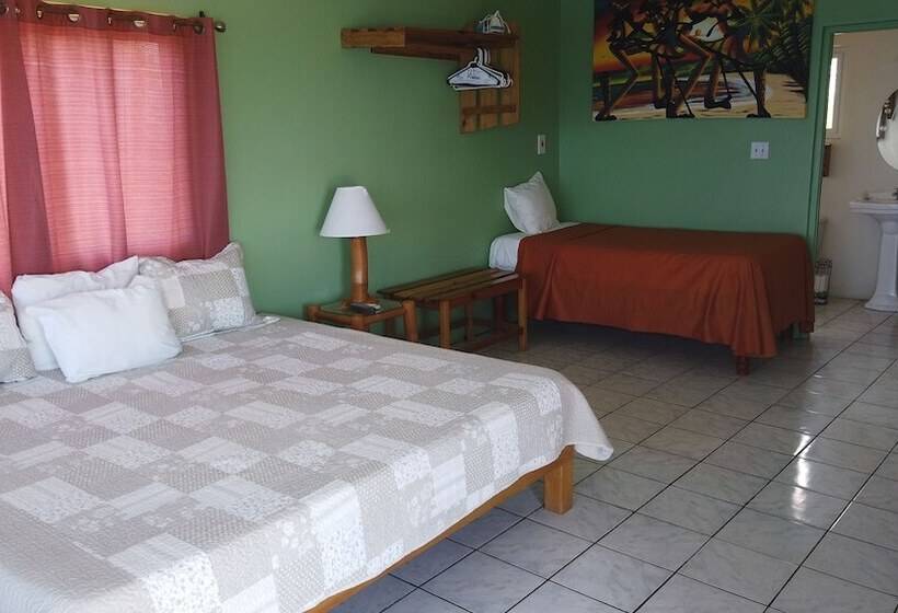 سوییت با چشم‌انداز دریا, Home Sweet Home Resort