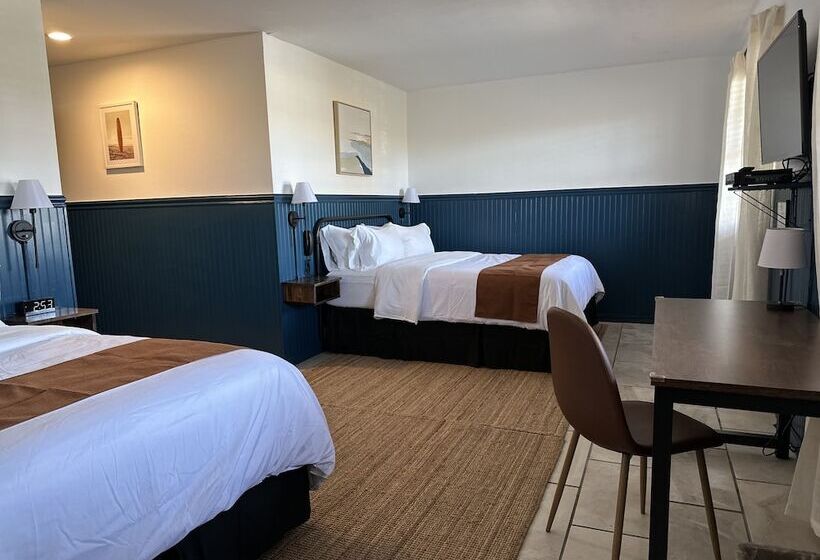 Номер Стандарт 2 Двуспальные Кровати, Budget Host East End Hotel In Riverhead