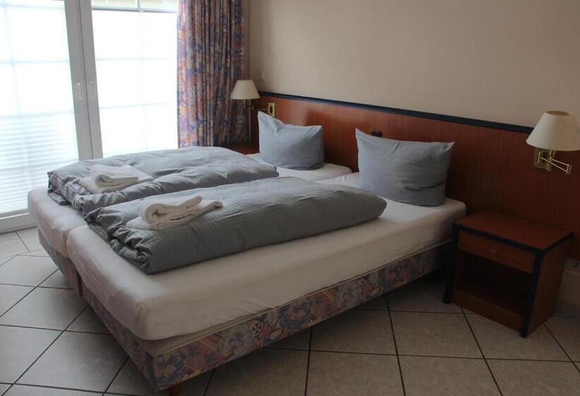 Апартаменты 2 Спальни, Regiohotel Aparthotel Wernigerode