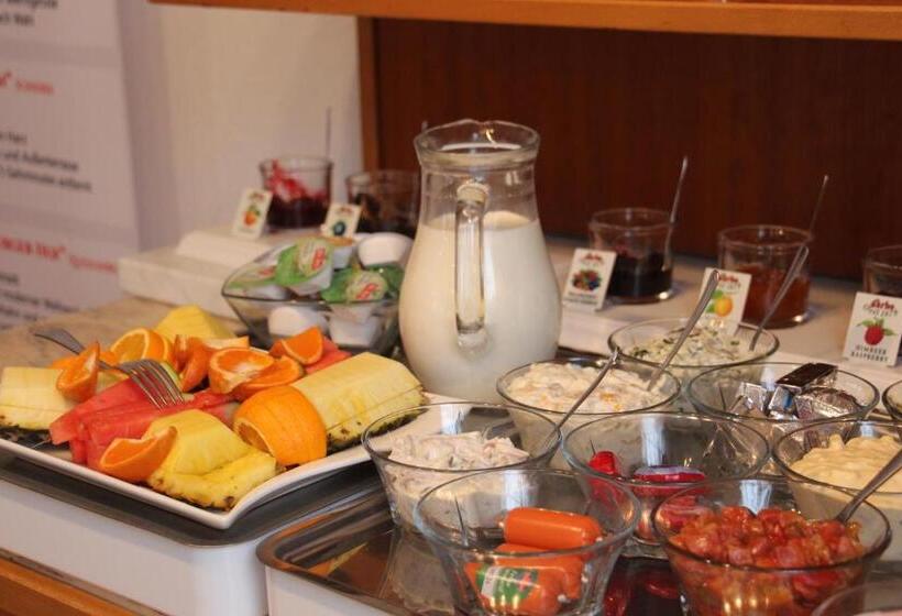 Апартаменты 2 Спальни, Regiohotel Aparthotel Wernigerode