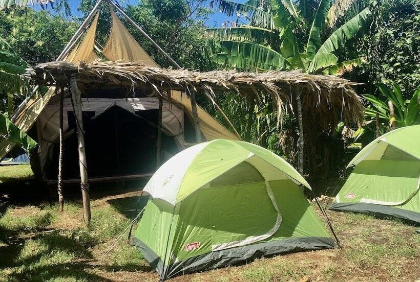 Comfort Tent, Camp Utila Village   Hostel