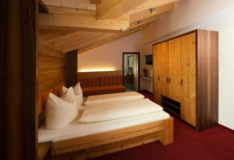 Апартаменты 3 Спальни, Haus Sonnenterrasse