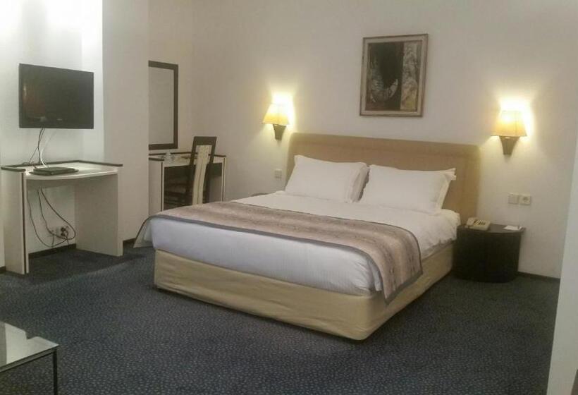 اتاق استاندارد, King Hotel Guvenlik
