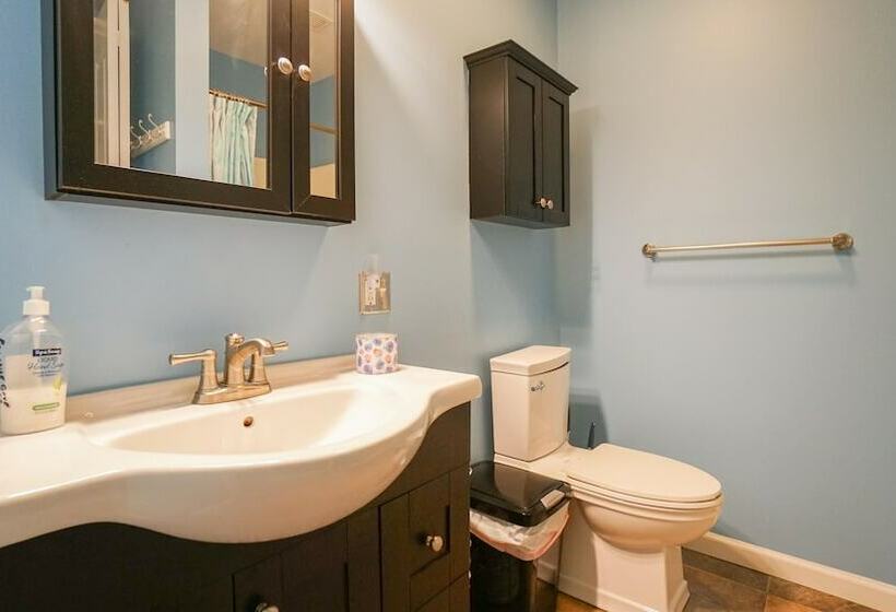 Дом 3 Спальни, Paradise Cove Lakeside Cottages