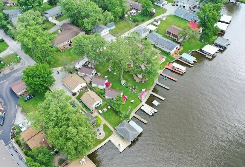 Дом 3 Спальни, Paradise Cove Lakeside Cottages