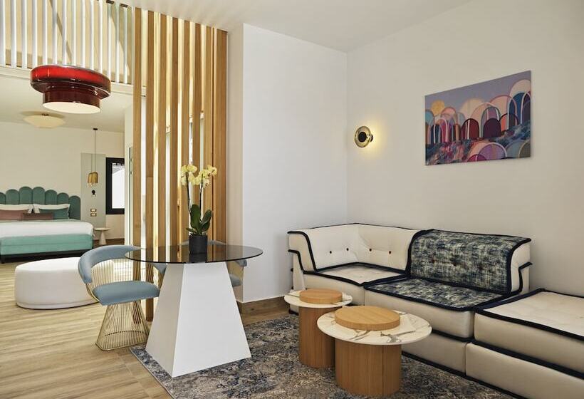 سوئیت پرزیدنت, Cresanto Luxury Suites