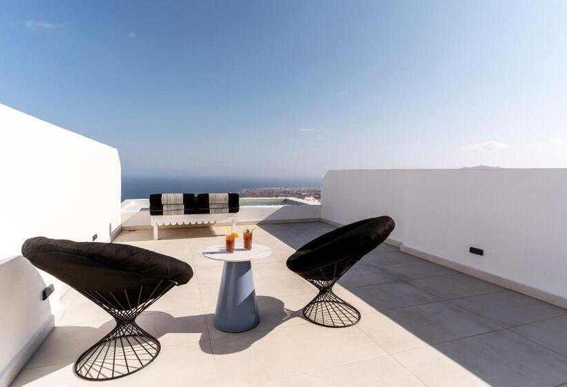 Deluxe Suite Sea View, Cresanto Luxury Suites