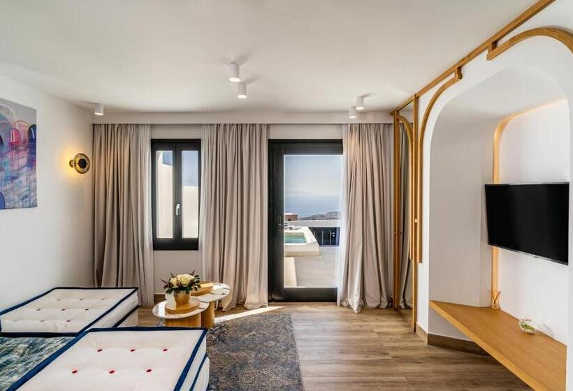 سوییت سوپریور با چشم‌انداز دریا, Cresanto Luxury Suites